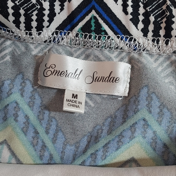 Dress - Picture 5 of 7